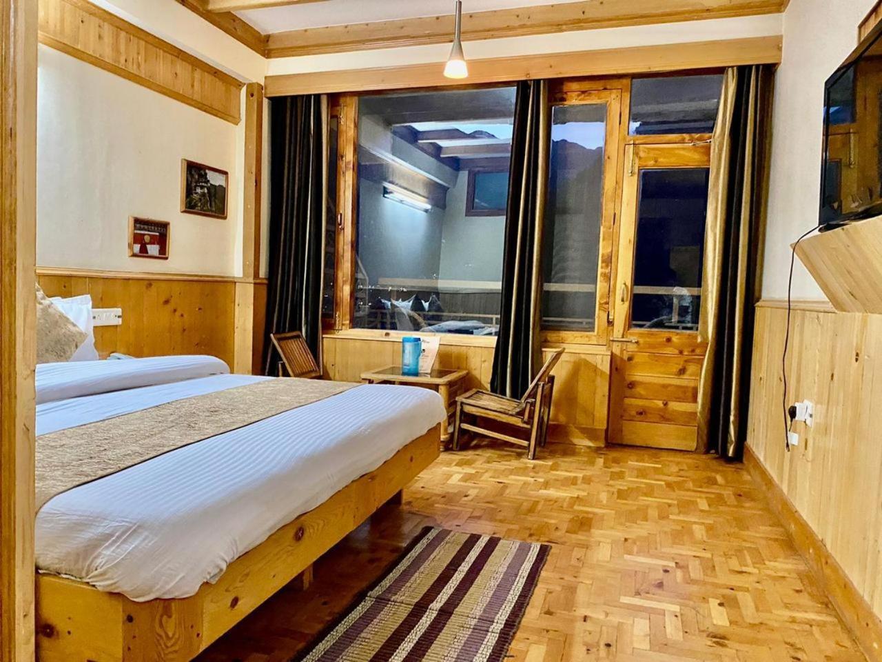 The Vashisht, Manali - A Four Star Luxury Hotel Ngoại thất bức ảnh
