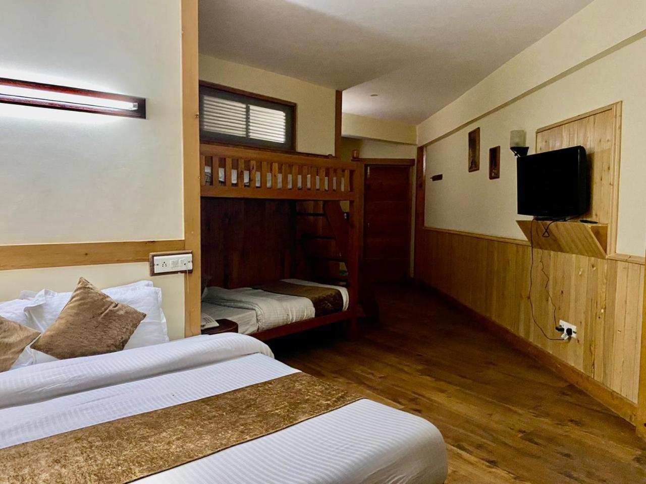 The Vashisht, Manali - A Four Star Luxury Hotel Ngoại thất bức ảnh
