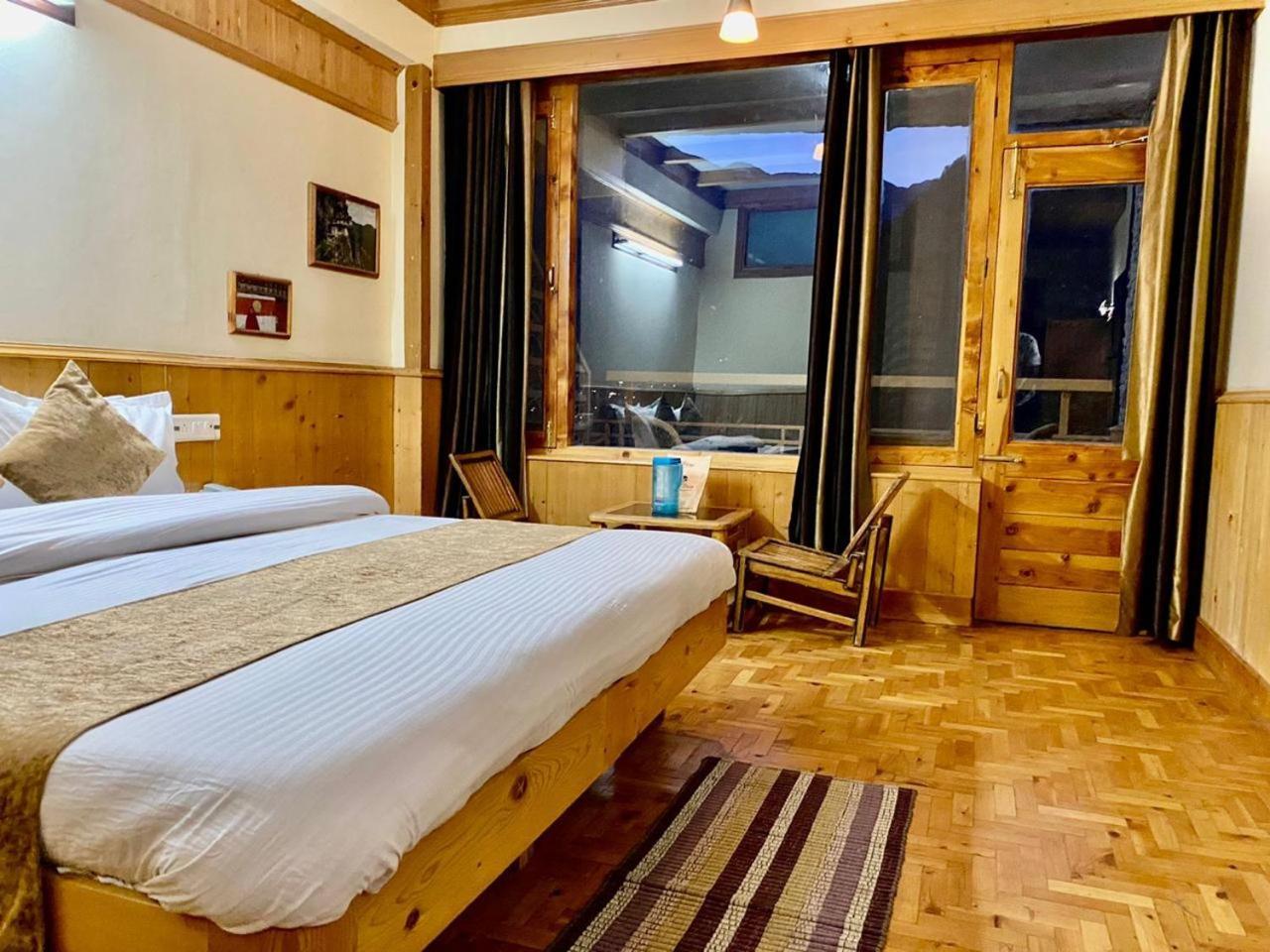 The Vashisht, Manali - A Four Star Luxury Hotel Ngoại thất bức ảnh