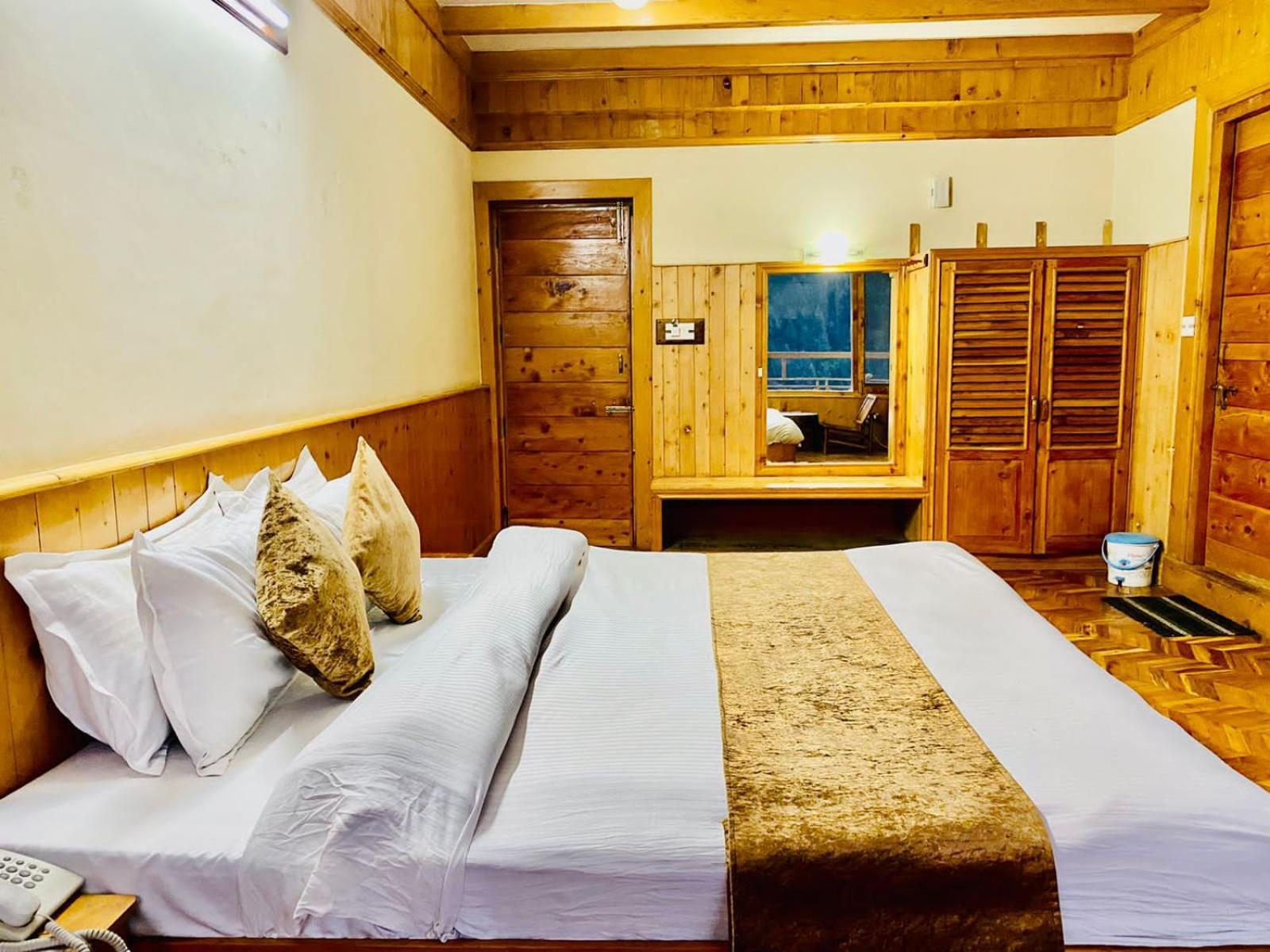 The Vashisht, Manali - A Four Star Luxury Hotel Ngoại thất bức ảnh